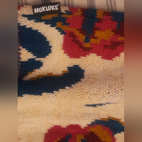Muk Luks 3 Piece Floral Winter Set - Picture 7 of 8